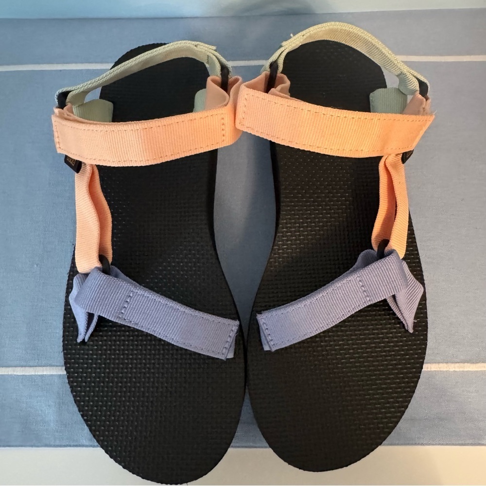 New Teva Flatform Universal Multi-Colored Size 10… - image 4